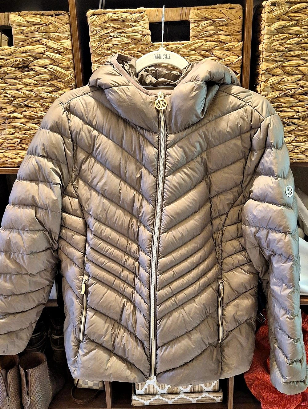 Michael Kors Packable Down Fill Hooded Puffer Jacket Beige  Large